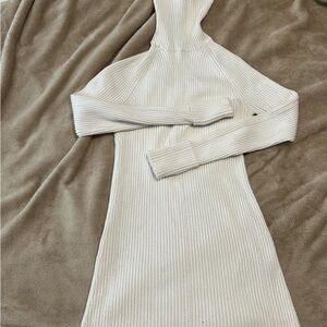 White House Black Market Ivory Ribbed Knit Hooded Dress